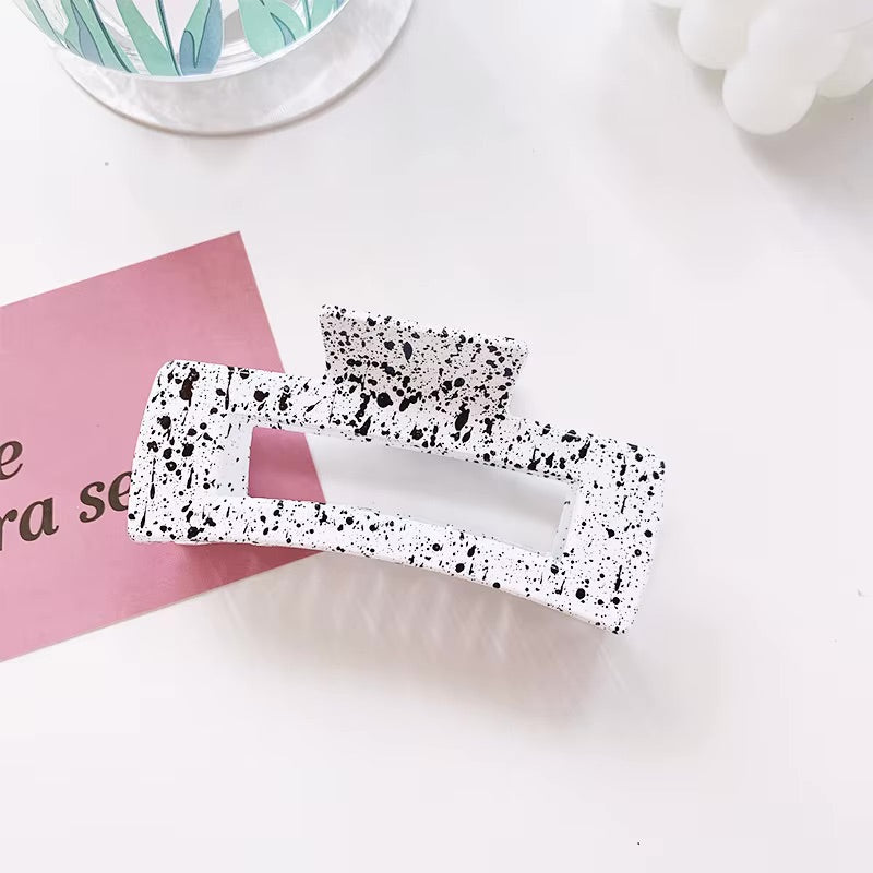 Clip and Drip Claw Clip